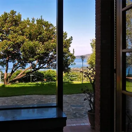 Il Giardino Dei Filosofi * Ascea